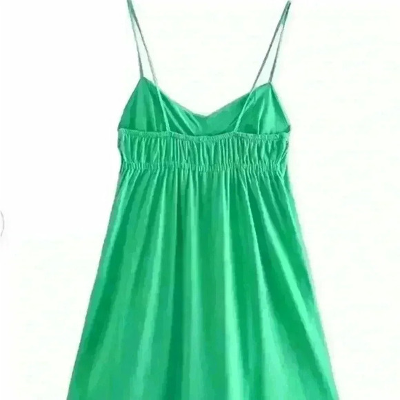 ZARA Mini Babydoll Dress Green Spaghetti Straps Cup Cotton Ruched Short Size L - Picture 4 of 13